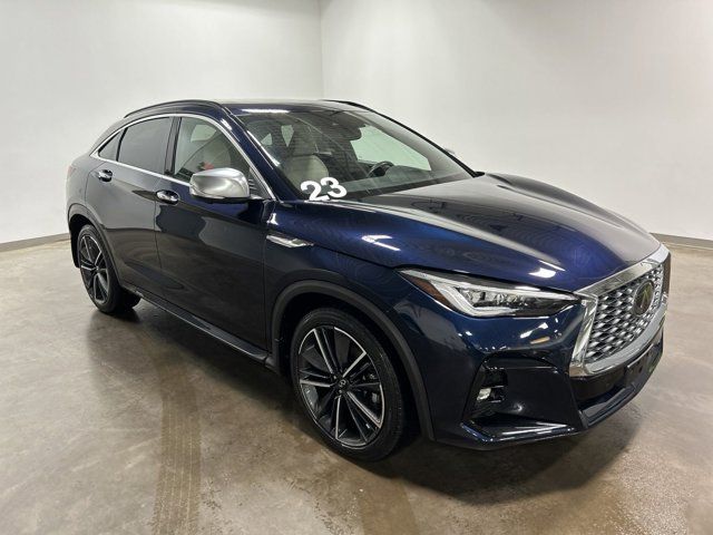 2023 INFINITI QX55 Essential