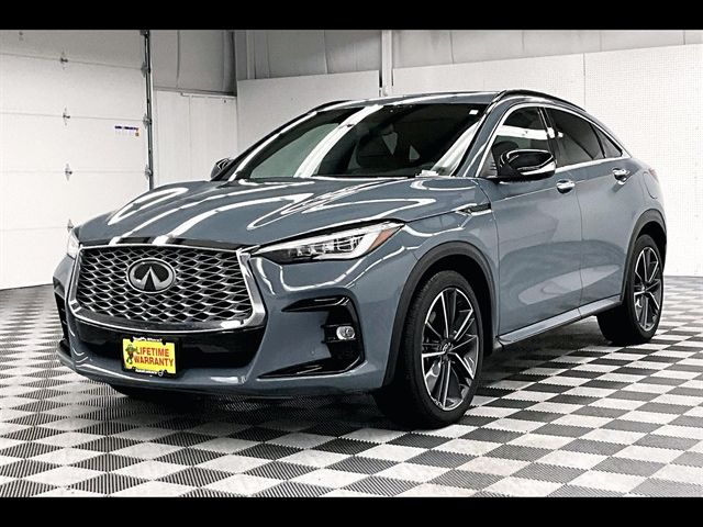 2023 INFINITI QX55 Essential