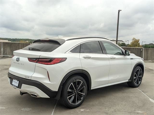 2023 INFINITI QX55 Essential