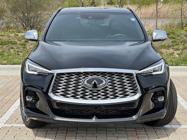 2023 INFINITI QX55 Essential