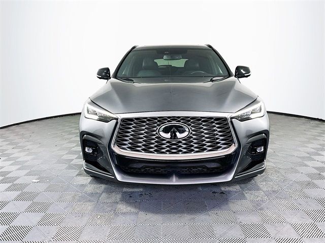 2023 INFINITI QX55 Essential