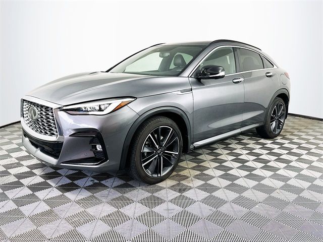 2023 INFINITI QX55 Essential