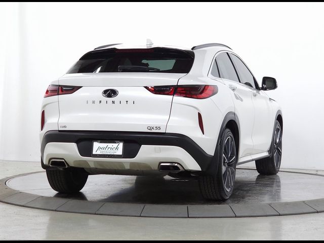 2023 INFINITI QX55 Essential