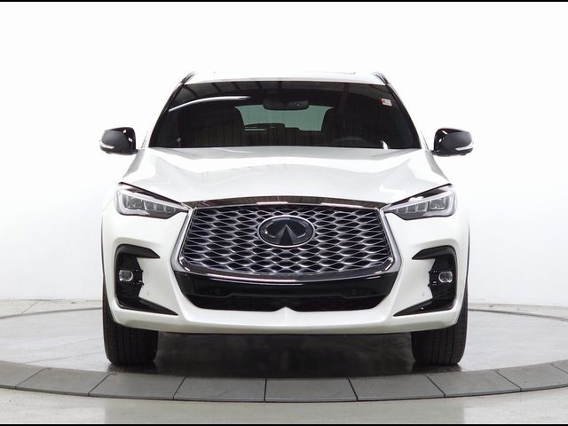 2023 INFINITI QX55 Essential