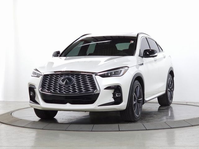 2023 INFINITI QX55 Essential