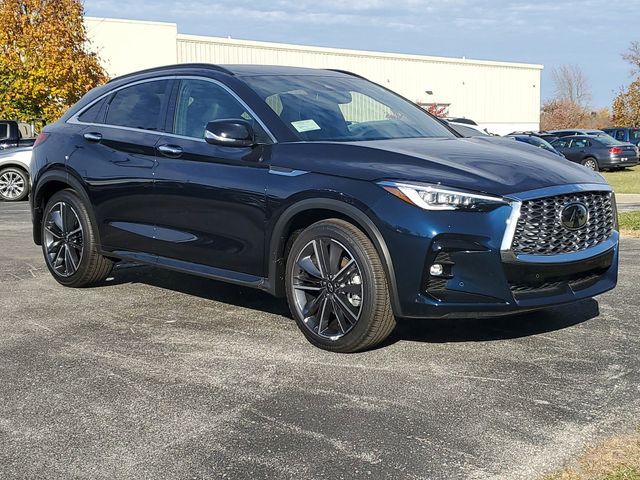 2023 INFINITI QX55 Essential