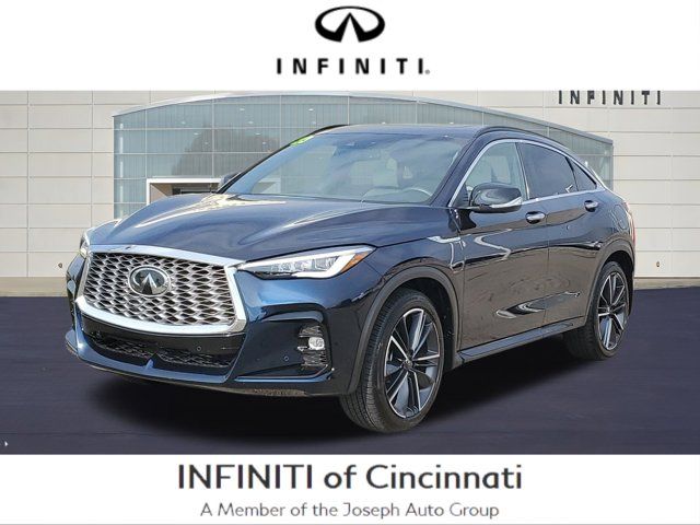 2023 INFINITI QX55 Essential