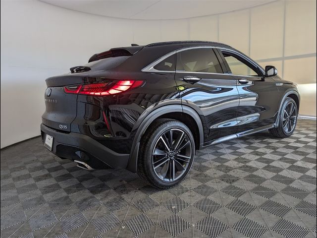 2023 INFINITI QX55 Essential