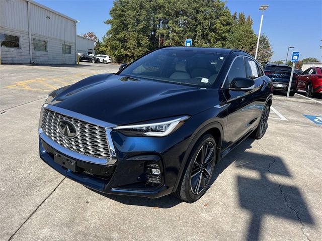 2023 INFINITI QX55 Essential