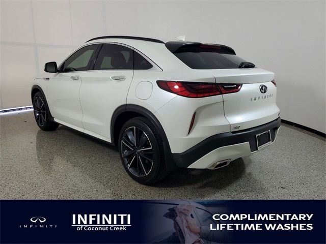 2023 INFINITI QX55 Essential