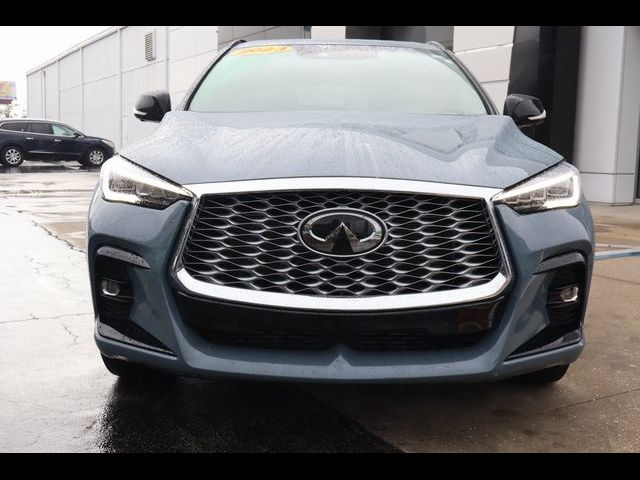 2023 INFINITI QX55 Essential