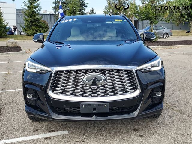 2023 INFINITI QX55 Essential