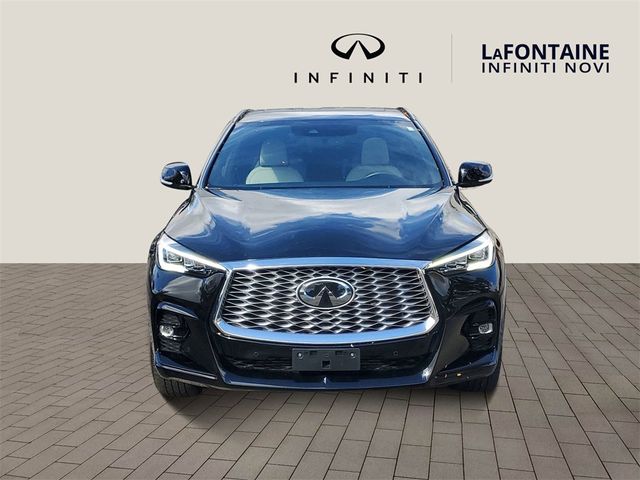 2023 INFINITI QX55 Essential