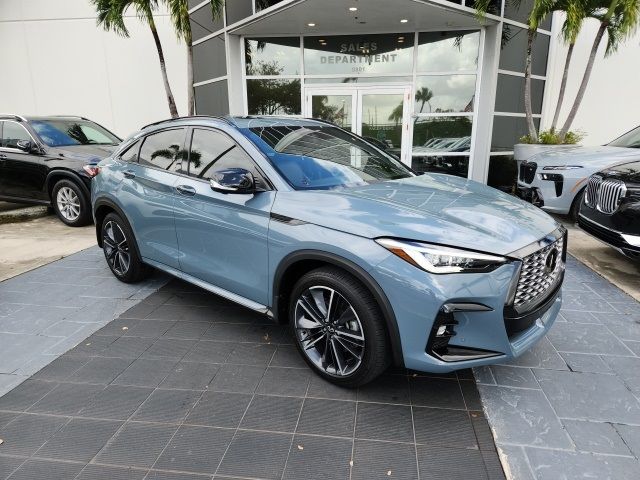 2023 INFINITI QX55 Essential