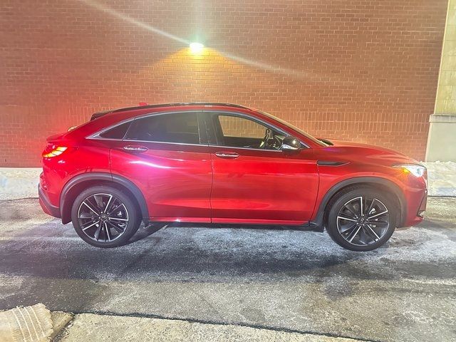 2023 INFINITI QX55 Essential