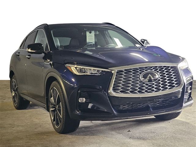 2023 INFINITI QX55 Essential