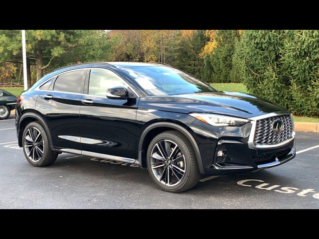 2023 INFINITI QX55 Essential