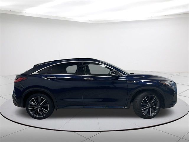 2023 INFINITI QX55 Essential