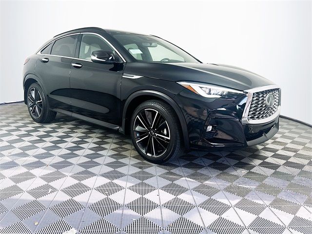 2023 INFINITI QX55 Essential