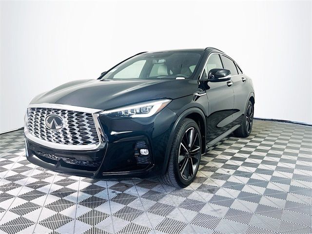 2023 INFINITI QX55 Essential