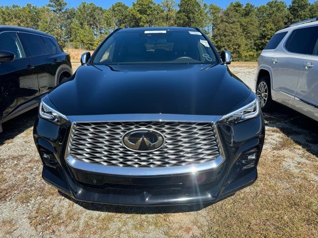 2023 INFINITI QX55 Essential