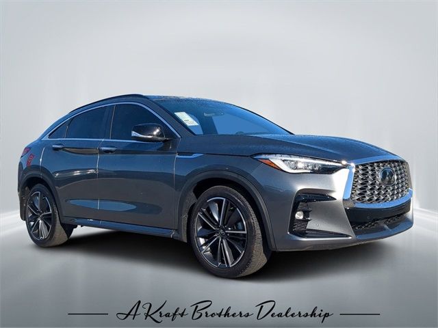 2023 INFINITI QX55 Essential