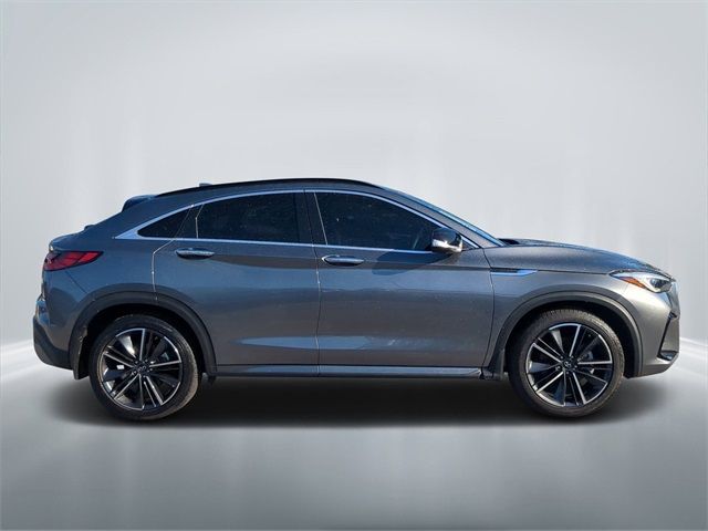 2023 INFINITI QX55 Essential