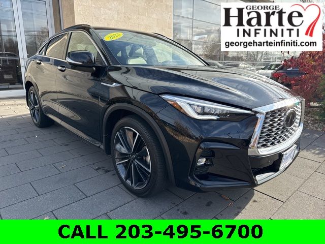 2023 INFINITI QX55 Essential