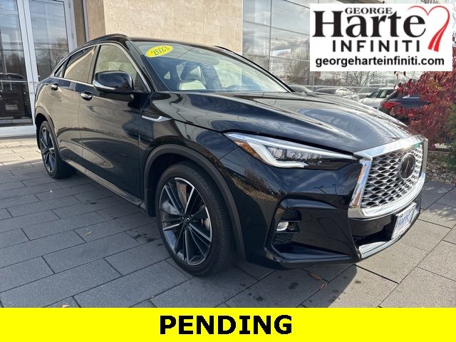 2023 INFINITI QX55 Essential