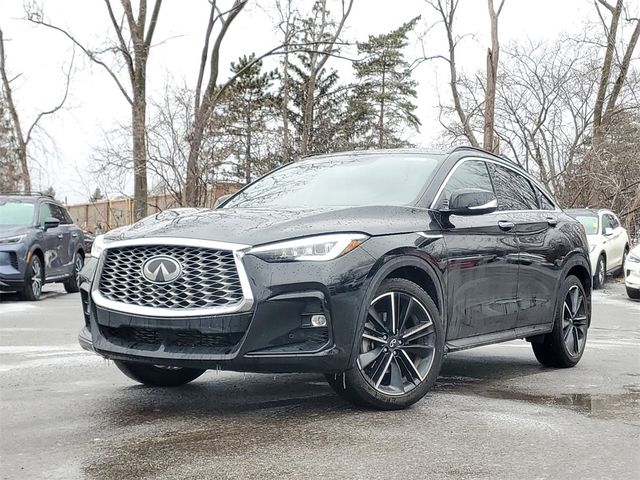 2023 INFINITI QX55 Essential