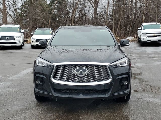 2023 INFINITI QX55 Essential