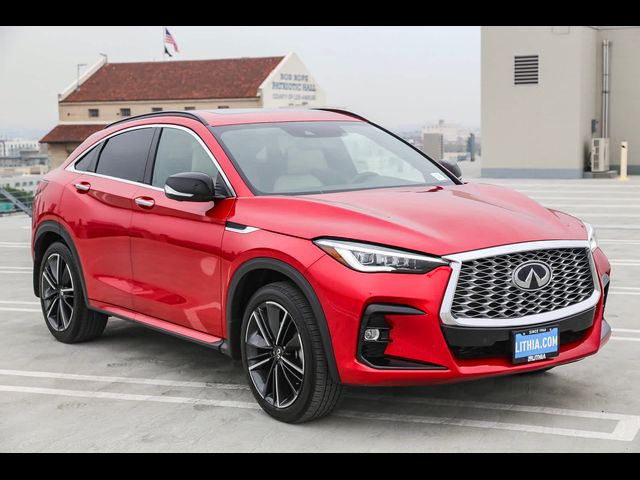 2023 INFINITI QX55 Essential