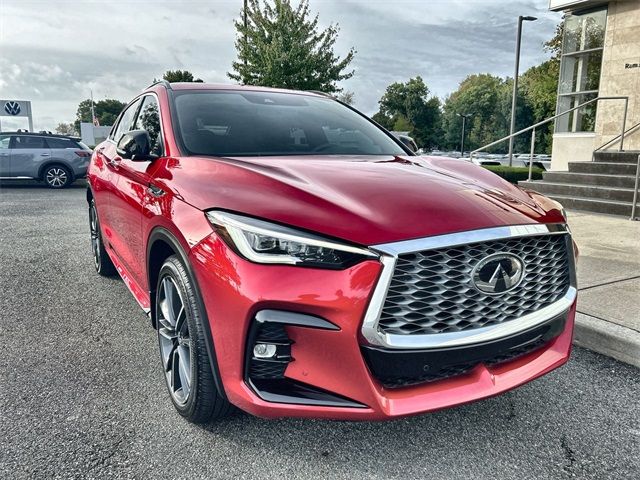 2023 INFINITI QX55 Essential