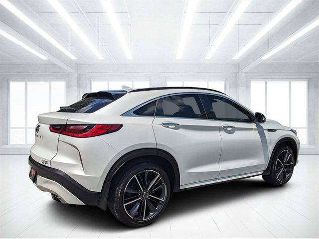 2023 INFINITI QX55 Essential