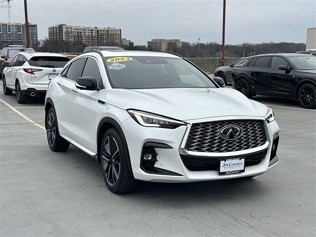 2023 INFINITI QX55 Essential