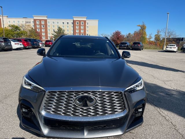 2023 INFINITI QX55 Essential