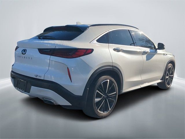 2023 INFINITI QX55 Essential