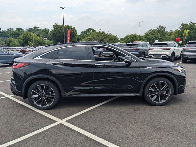 2023 INFINITI QX55 Essential