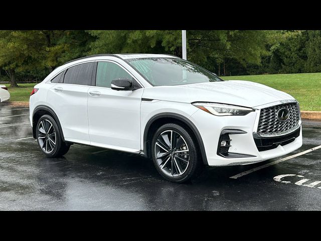 2023 INFINITI QX55 Essential