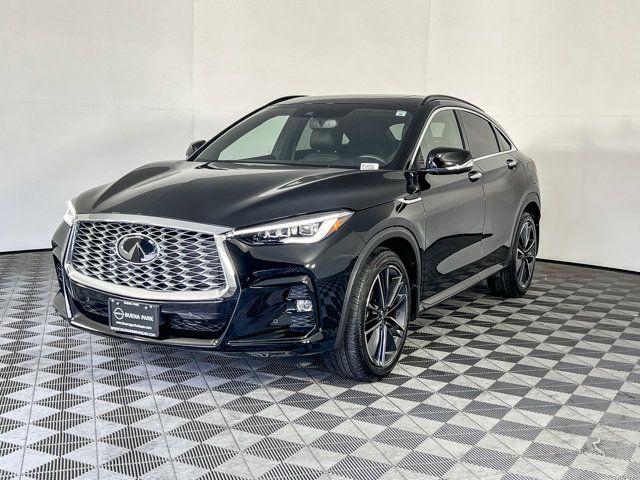 2023 INFINITI QX55 Essential