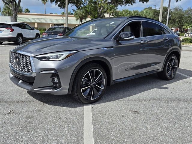 2023 INFINITI QX55 Essential