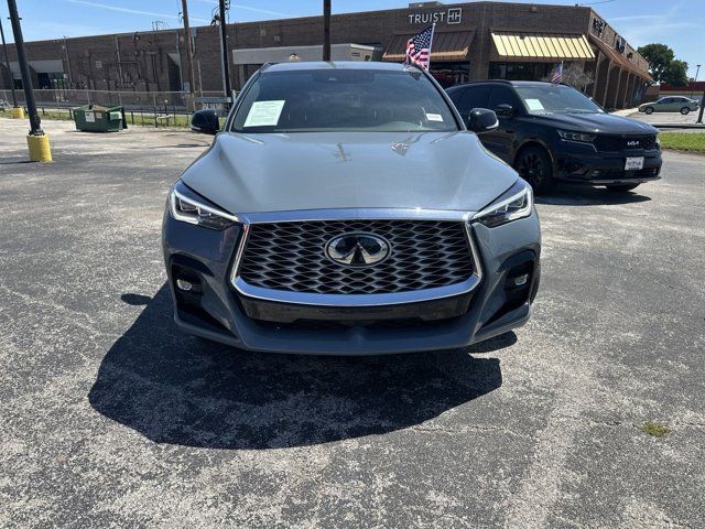 2023 INFINITI QX55 Essential