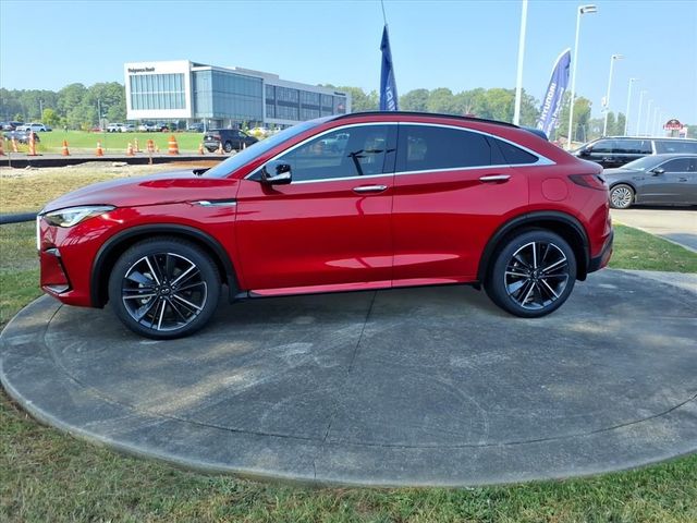 2023 INFINITI QX55 Essential