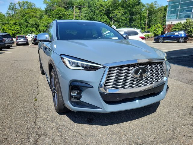 2023 INFINITI QX55 Essential