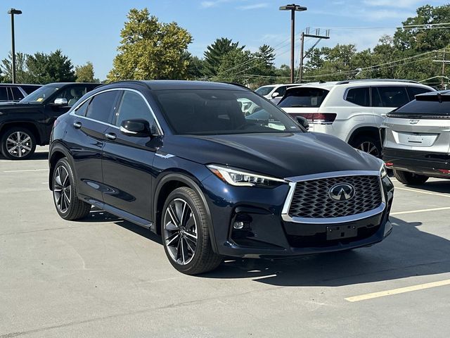 2023 INFINITI QX55 Essential