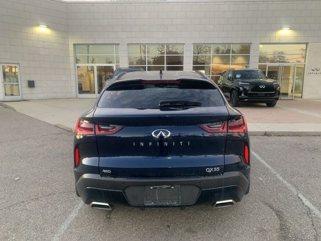 2023 INFINITI QX55 Essential