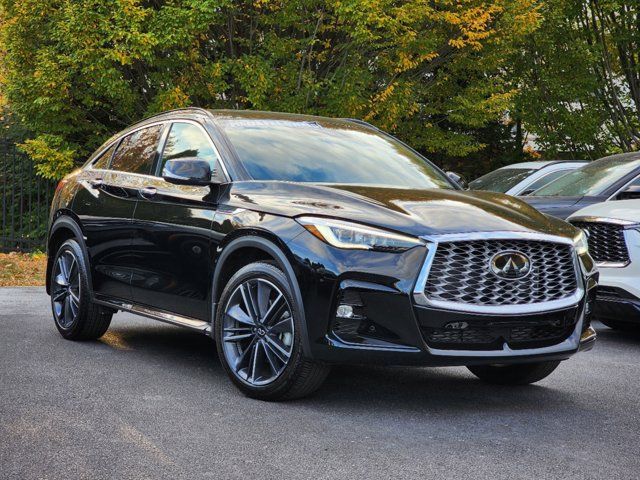 2023 INFINITI QX55 Essential