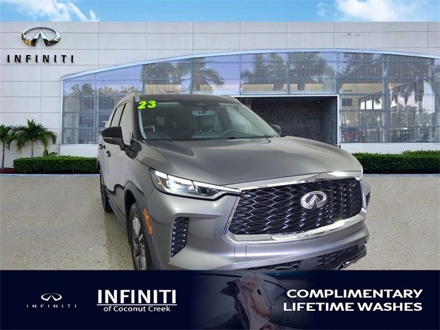 2023 INFINITI QX60 Luxe