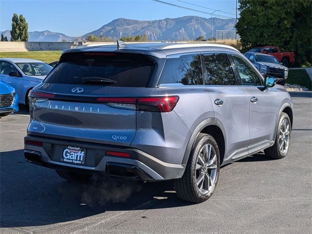 2023 INFINITI QX60 Luxe