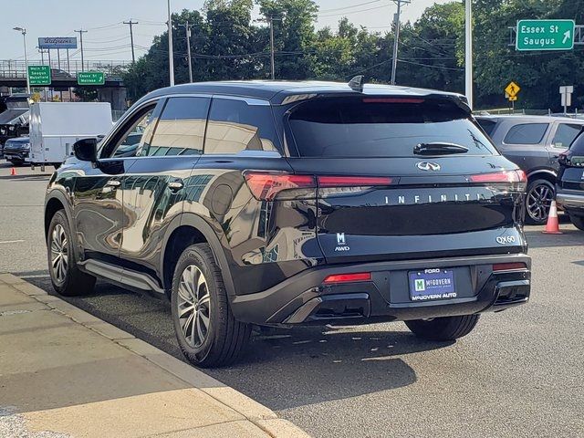 2023 INFINITI QX60 Pure